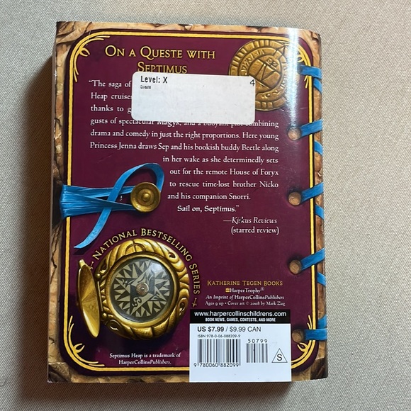📚2/$6 Queste #4 in the Septimus Heap Series - Picture 2 of 12